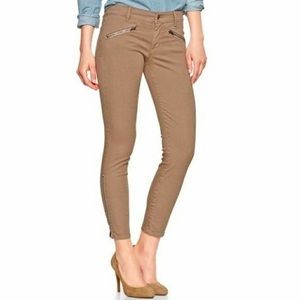 *Last Chance* Gap Khaki Ankle Zip Leggings Jeans